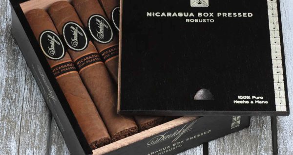 Davidoff-Nicaragua-Box-Pressed-Robusto-Box-of-12-Home-Image
